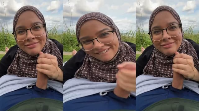 Hijabi Maal Babe – Big Cock Sucking Public Park