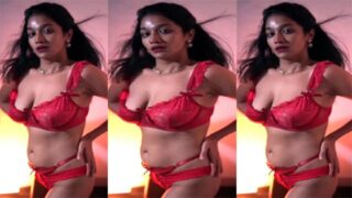 Lavanya Manickam Hot Bikini Tease Big Boobs