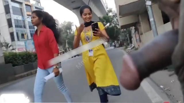 Young Guy Cock Infront College Girls Leak Mms Viral Video