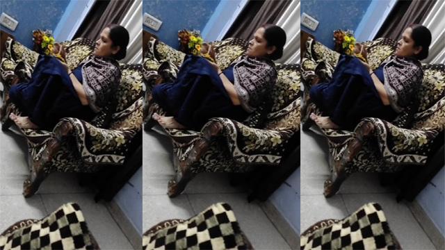 Step Mom Shares Nude & Hot Bag Step Son Mms Viral Video